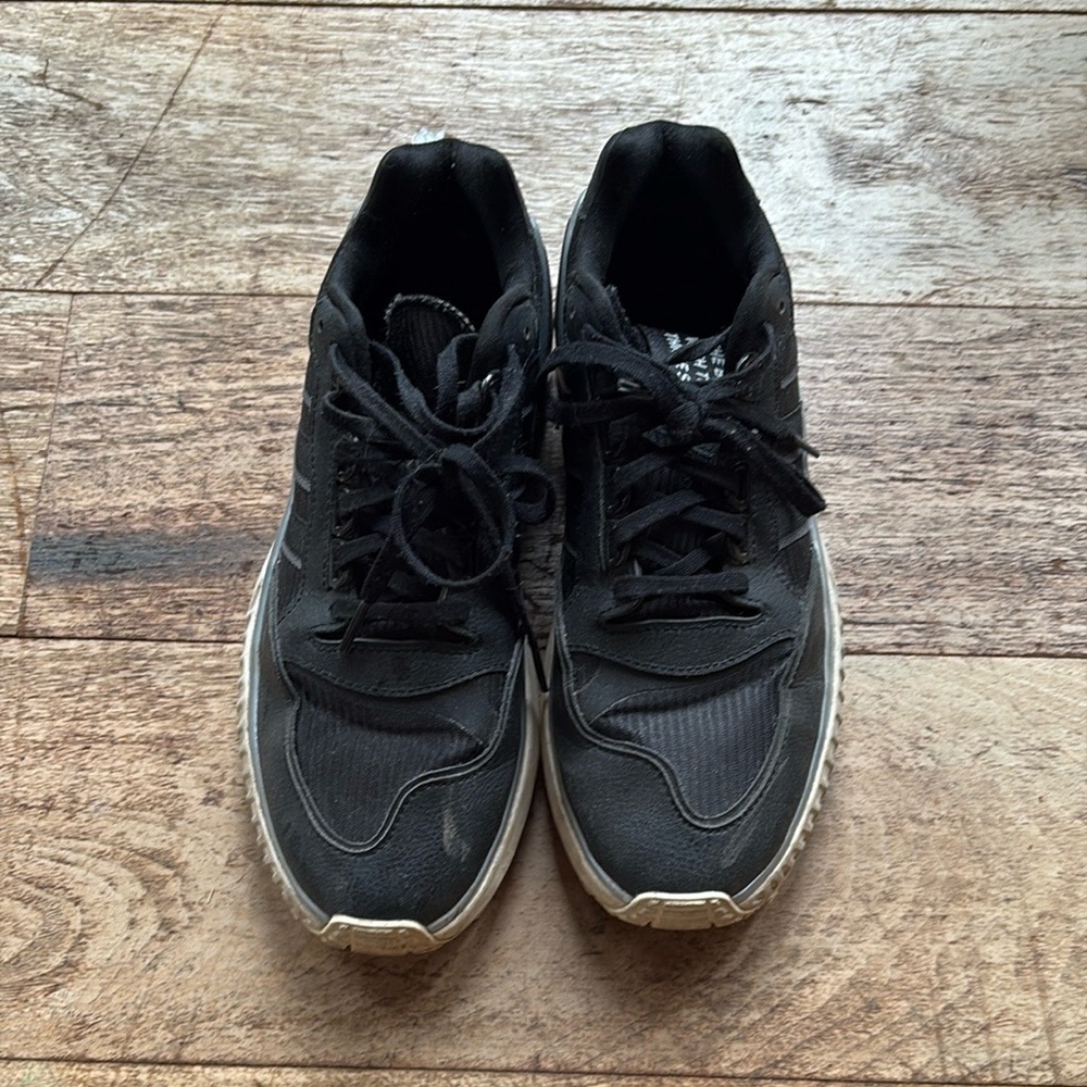 Women’s Adidas Sneakers size 8 SSENSE